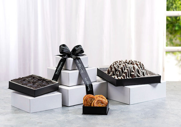 Pareve Delectable Signature White Bakery Gift Box Tower